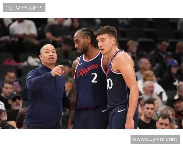 博格丹训练状态引关注泰伦卢亲自向球员确认主帅身份 博格丹训练状态引关注泰伦卢亲自向球员确认主帅身份