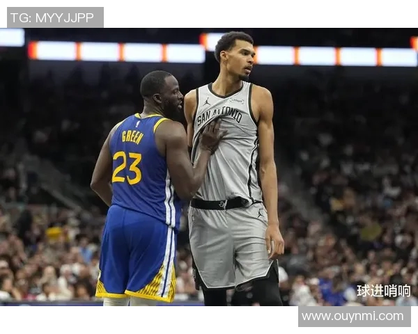 周最佳提名名单揭晓布克亚历山大申京字母哥等球员争夺荣誉