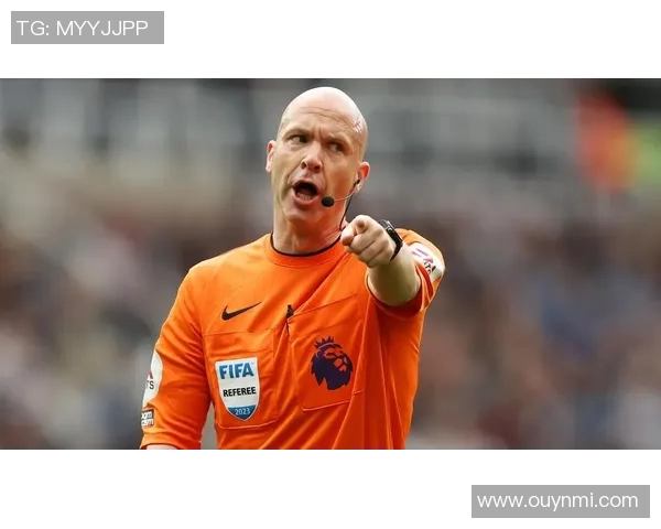 从狱警到全职裁判安东尼泰勒谈两份工作的相似之处与挑战 从狱警到全职裁判安东尼泰勒谈两份工作的相似之处与挑战