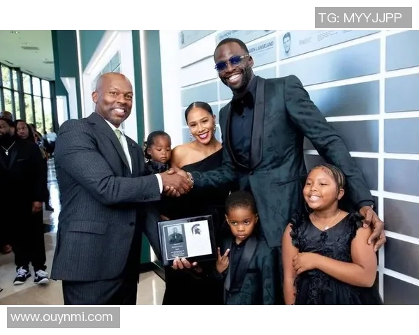 维拉纽瓦称追梦是名人堂成员但勇士外影响力难以复制