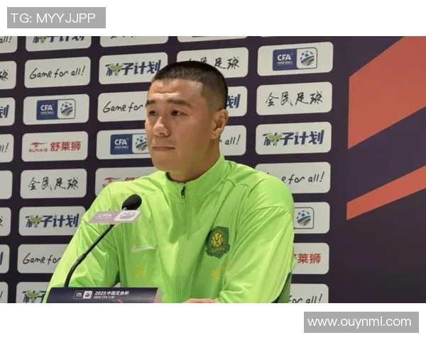 北京国安门将侯森荣膺中超11月最佳守门员称号