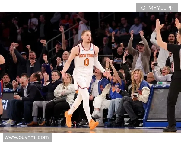 迪文岑佐表现稳定8投4中三分球命中率高效贡献13分4助攻2抢断