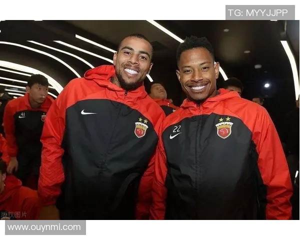 前海港外援古斯塔沃抵达郑州加盟河南队倒计时已开启