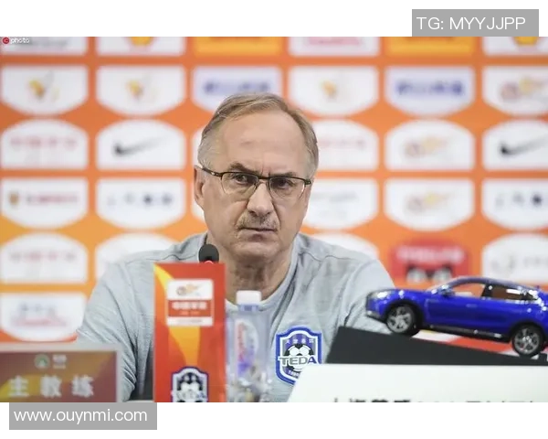 比塞克谈进攻渴望与球队胜利的重要性强调团队合作与进球的双重追求