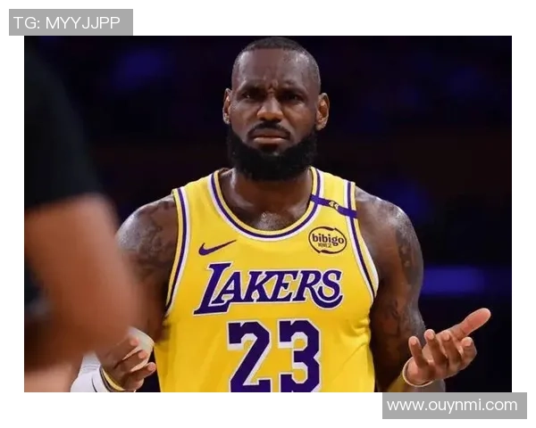 詹姆斯四十岁仍如巨婴湖人未续约他频频装病引发热议