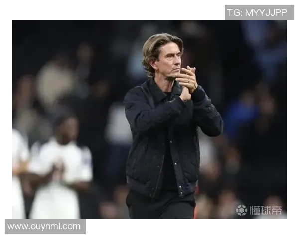 弗兰克总结比赛表现强调防守出色但进攻失误频繁影响胜局