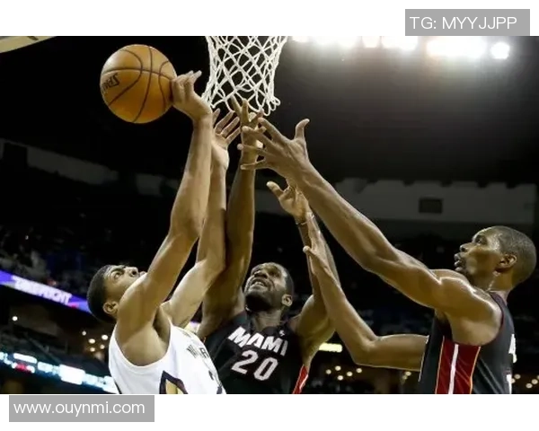 阿隆戈登半场表现出色7投4中贡献12分5篮板3助攻助力球队战局